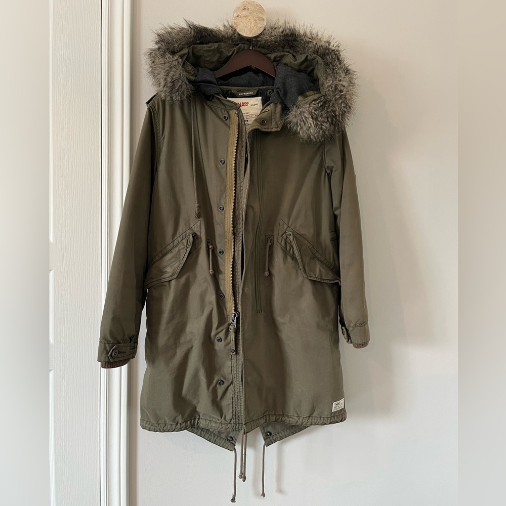 ARITZIA TNA BRITANNIA PARKA